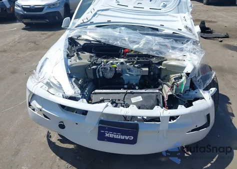 2019 Tesla Model 3 Long Range/Mid Range/Standard Range/Standard Range Plus z USA, uszkodzony, nr VIN 5YJ3E1EA1KF449472